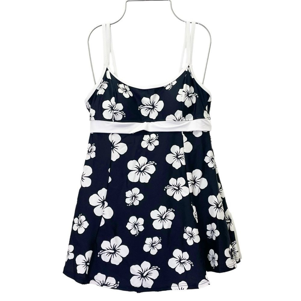 Disney Swimsuit Size Small Polynesian Resort Black & White Skirted Swim Dress